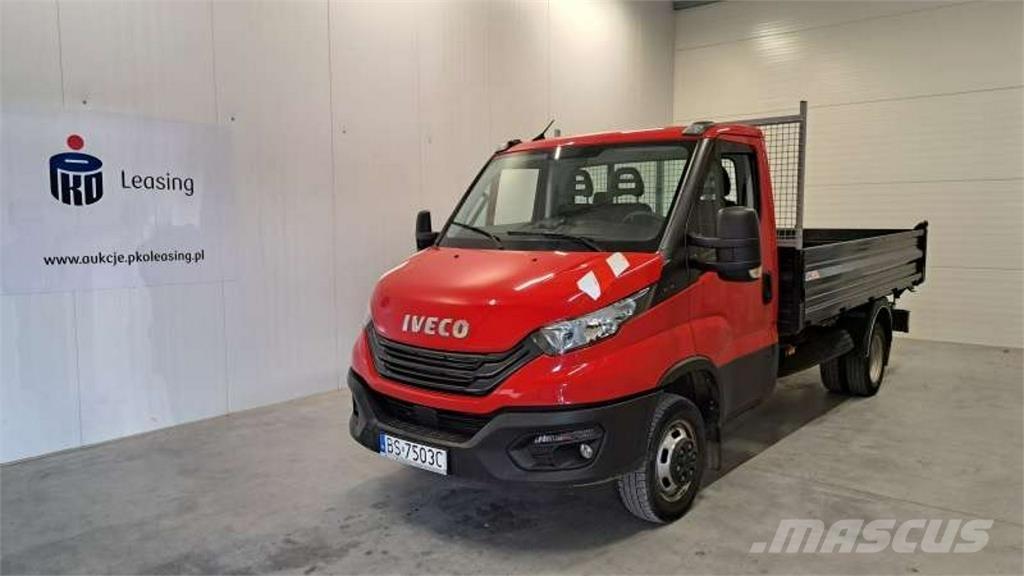 Iveco Daily Carrinhas de caixa fechada