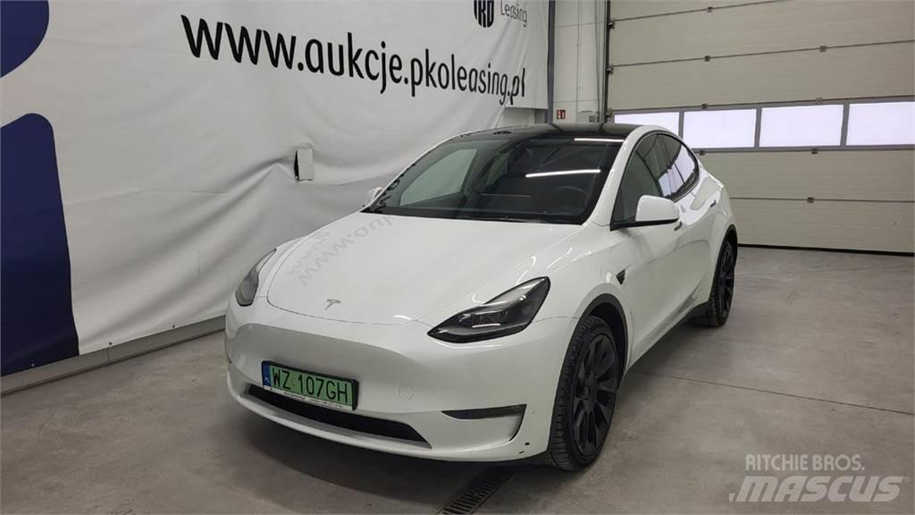 Tesla Y Carros Ligeiros