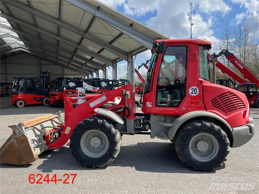 Atlas AR 80 Pás carregadoras de rodas