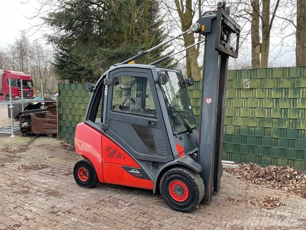 Linde H 30 D 02 EVO Empilhadores Diesel