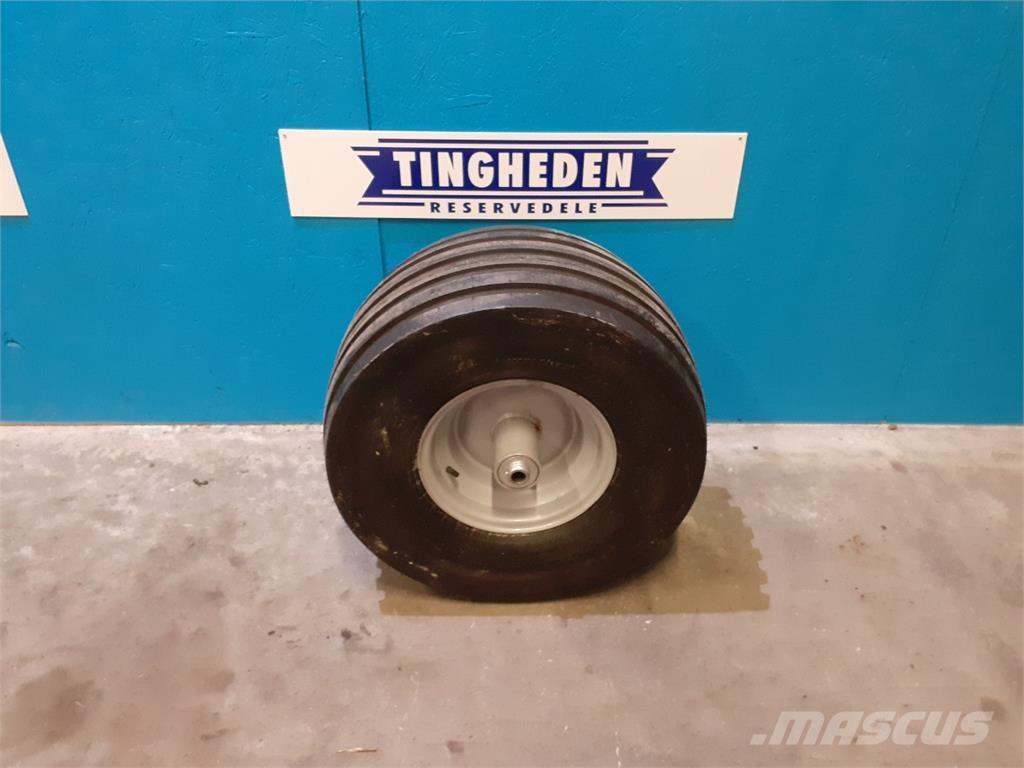  12 300/65-12 Pneus Agrícolas