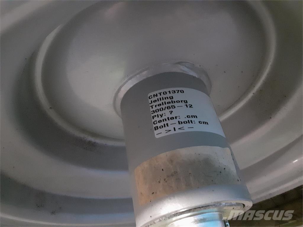  12 300/65-12 Pneus Agrícolas