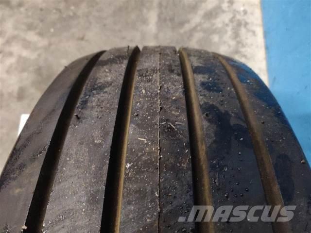  14 11L-14 Tyres, wheels and rims