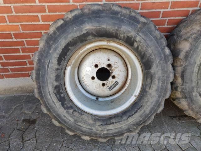  18 365/70R18 Pneus Agrícolas