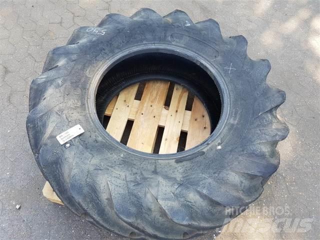  24 15.5/80R24 Pneus, Rodas e Jantes