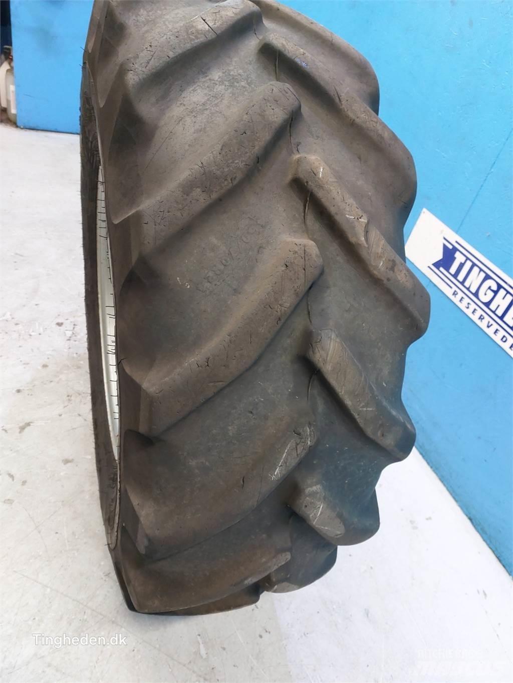  24 460/70R24 Pneus Agrícolas