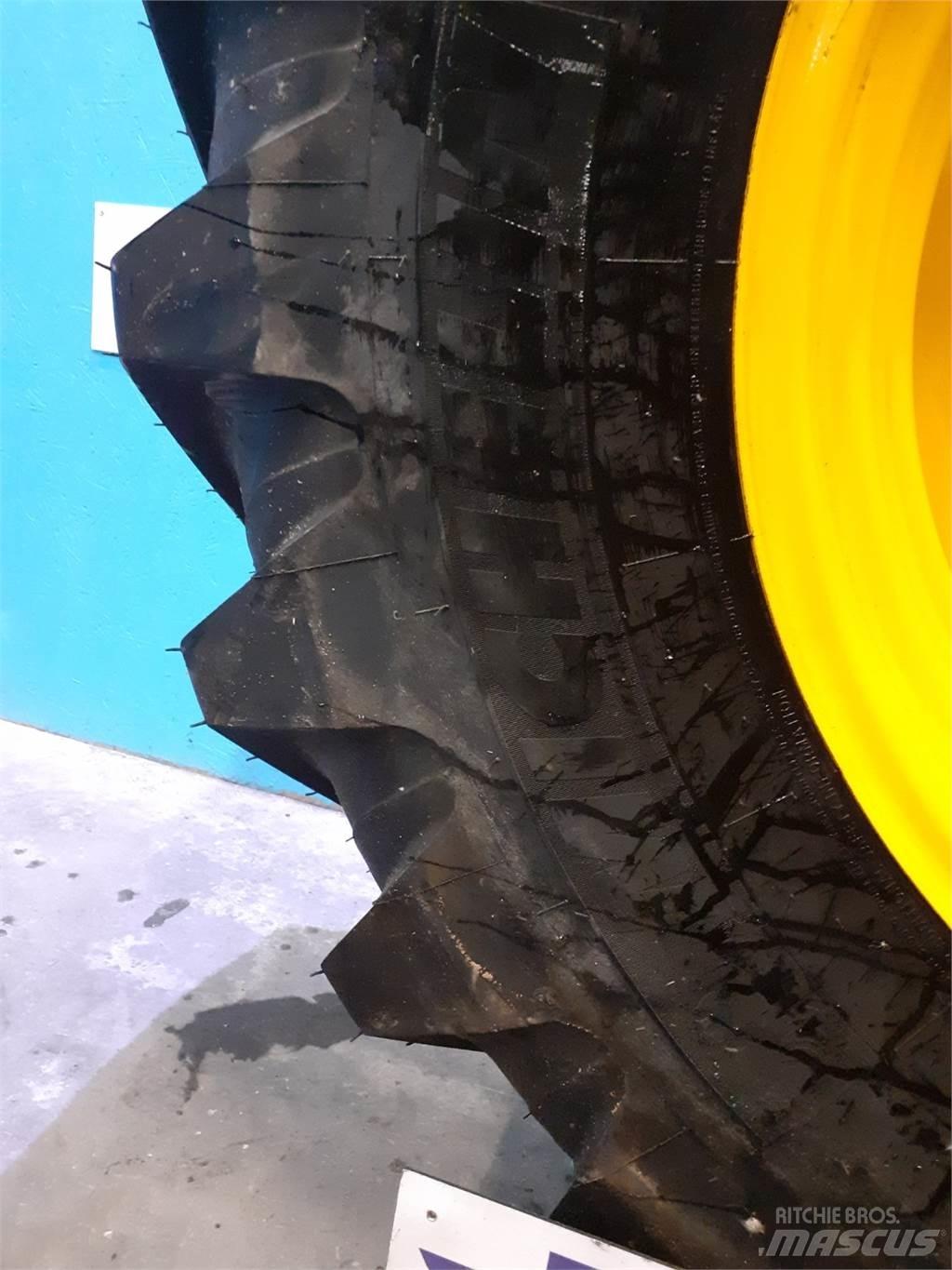  28 440/80R28 Pneus, Rodas e Jantes