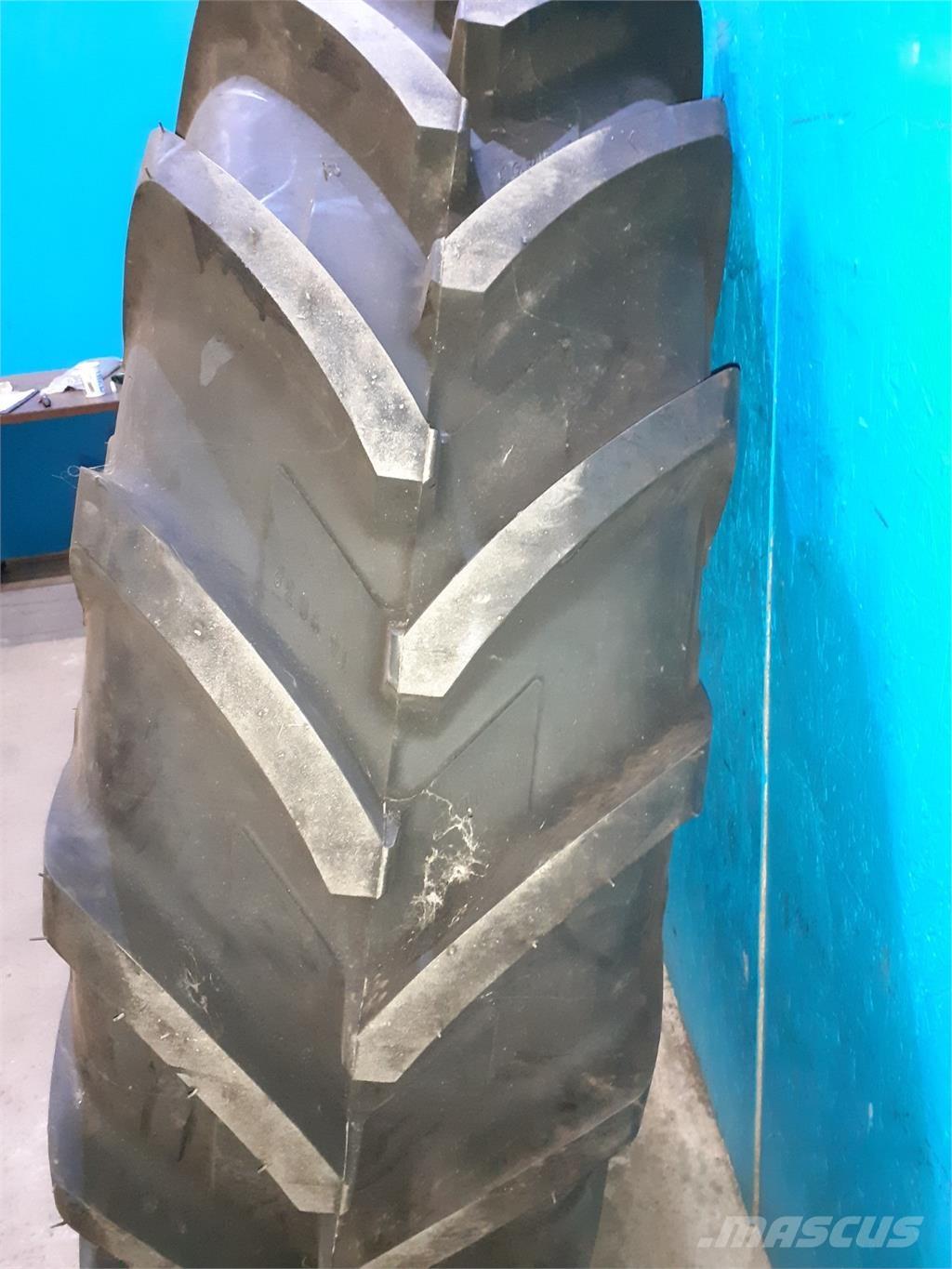  38 16.9R38 Pneus Agrícolas