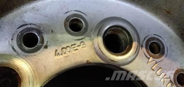  9 4.00E9 Pneus Agrícolas