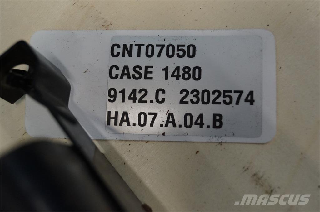 CASE 1480 Electrónica