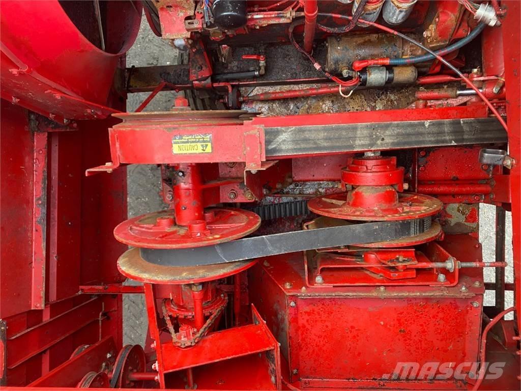 CASE 1620 Ceifeiras debulhadoras