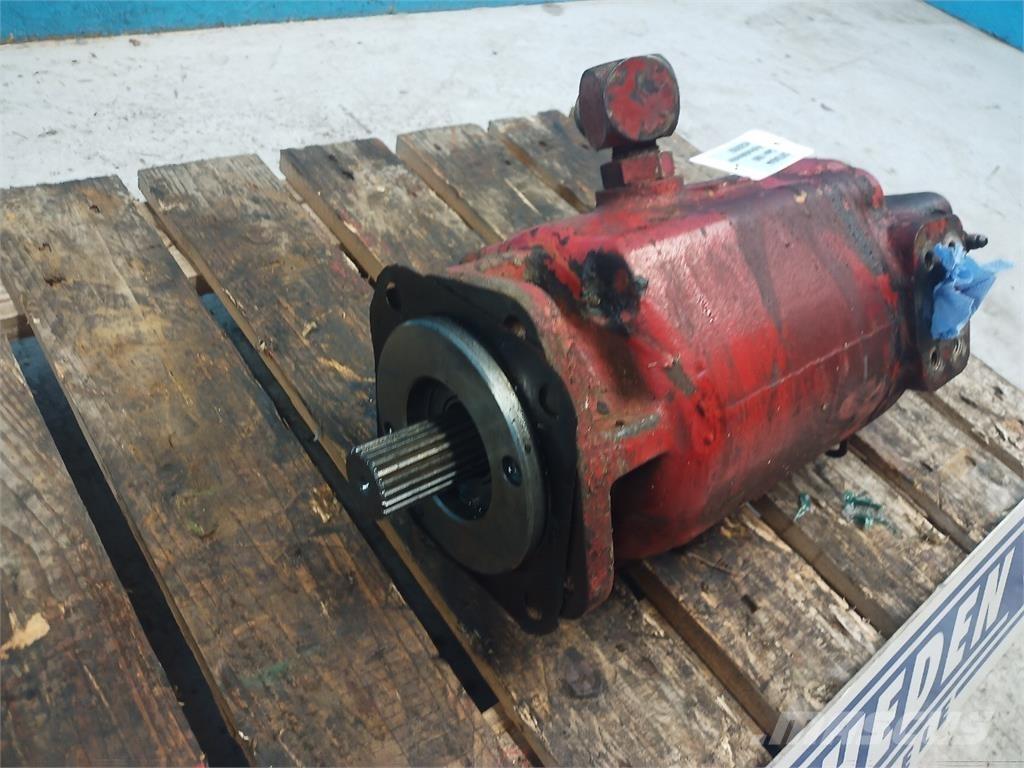 CASE 1680 Hidráulica