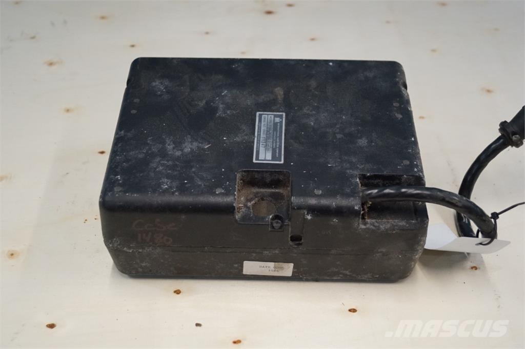 CASE 1680 Electrónica
