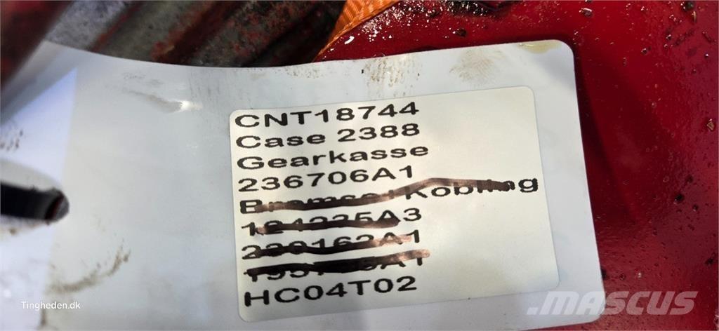 CASE 2388 Transmissão