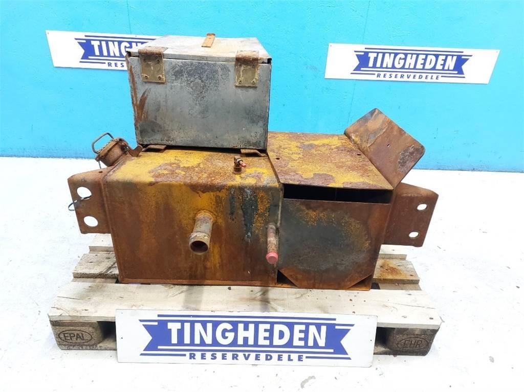 CASE 580 SLE Baldes crivo