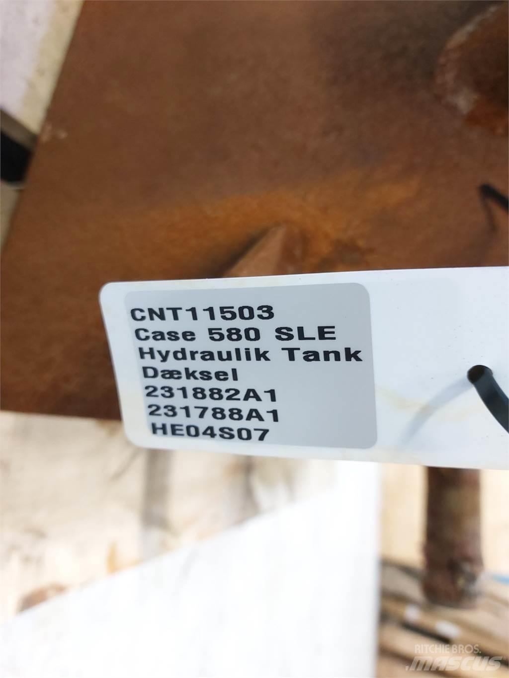 CASE 580 SLE Baldes crivo