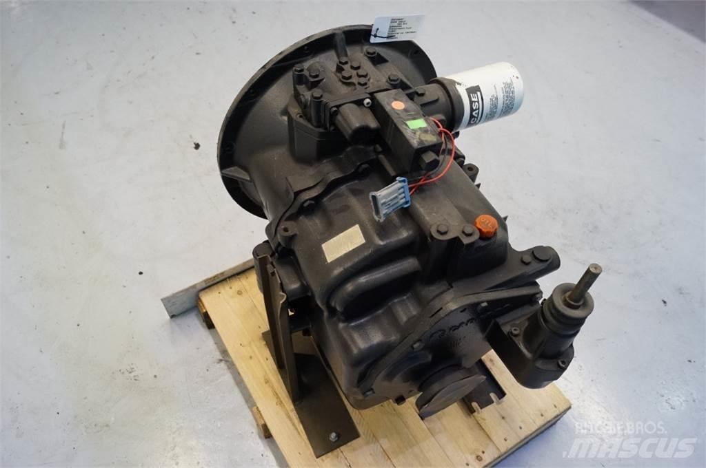 CASE 580SLE Transmissão