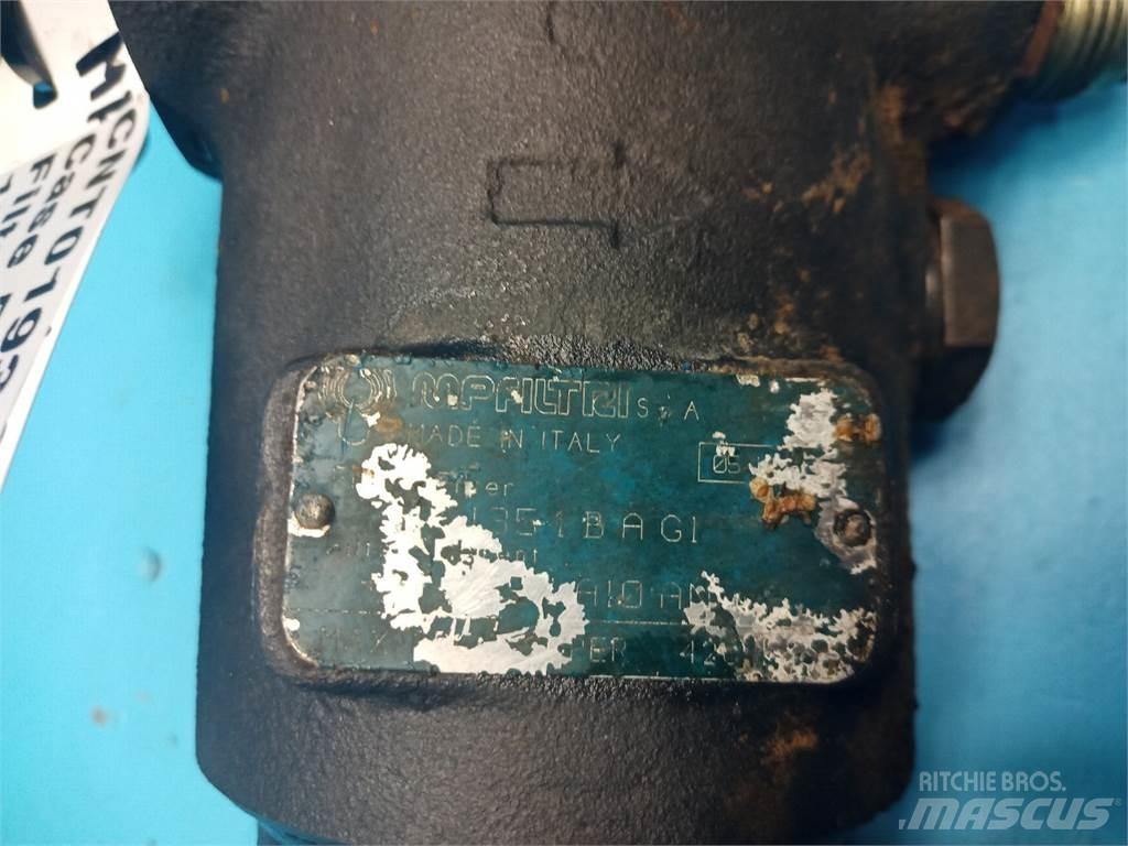 CASE 595 Hidráulica