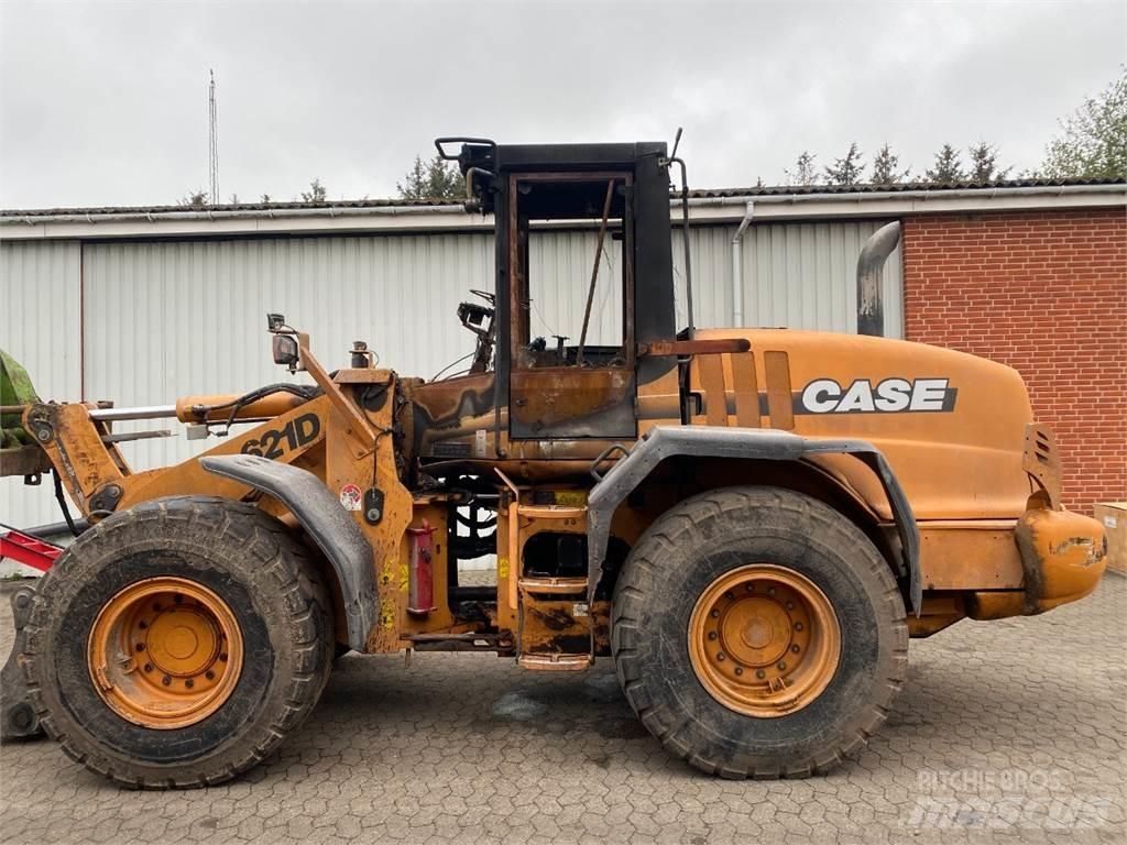CASE 621D Pás carregadoras de rodas