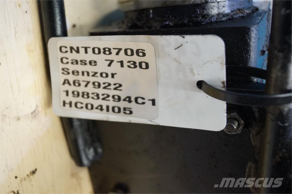 CASE 7130 Electrónica