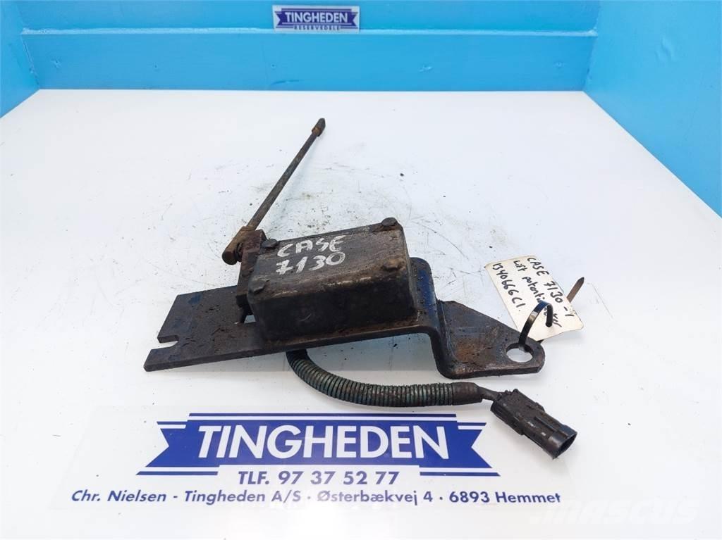 CASE 7130 Electrónica