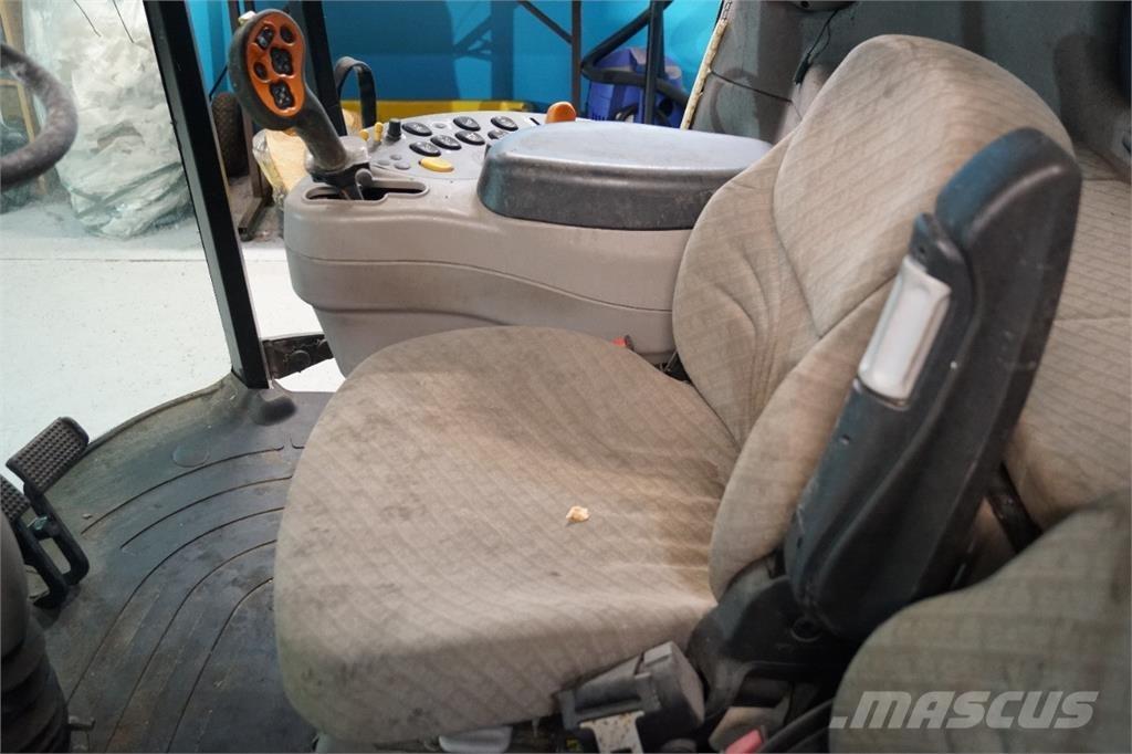 CASE 8010 Cabines e interior