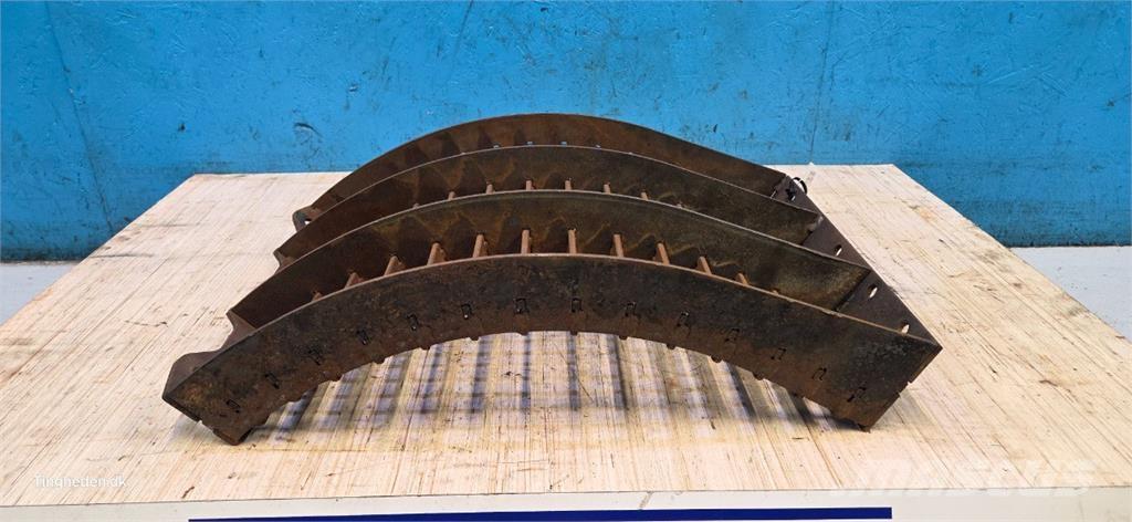 CASE 8010 Acessórios de ceifeiras debulhadoras