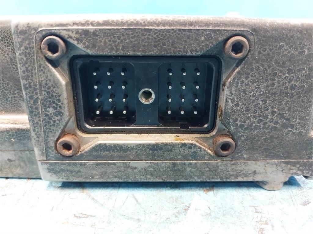 CASE 8010 AF Electrónica