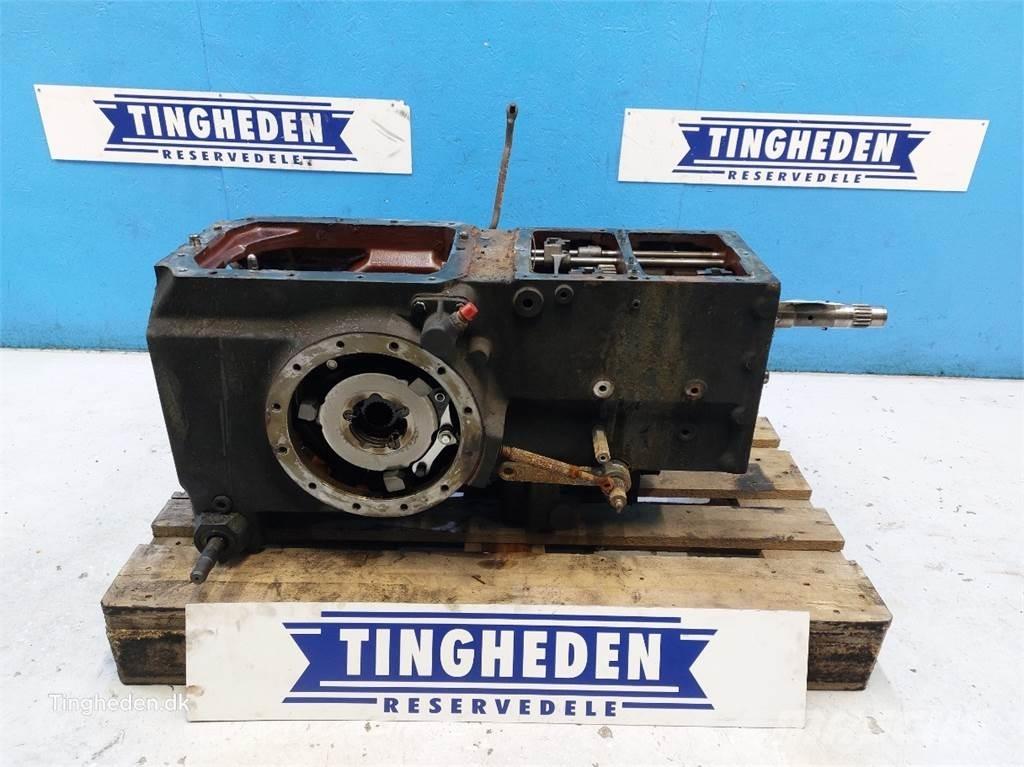 CASE Farmall 95A Transmissão