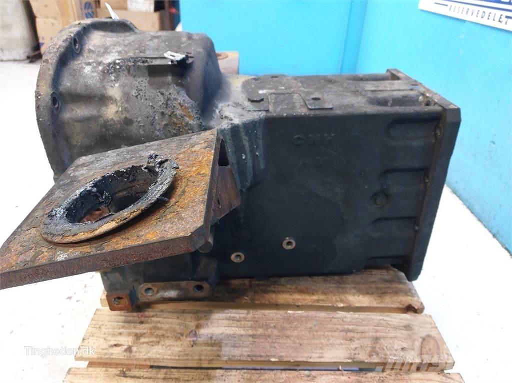 CASE Farmall 95A Transmissão