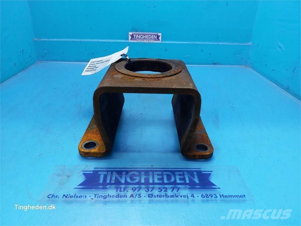 CASE Farmall 95A Cabines e interior