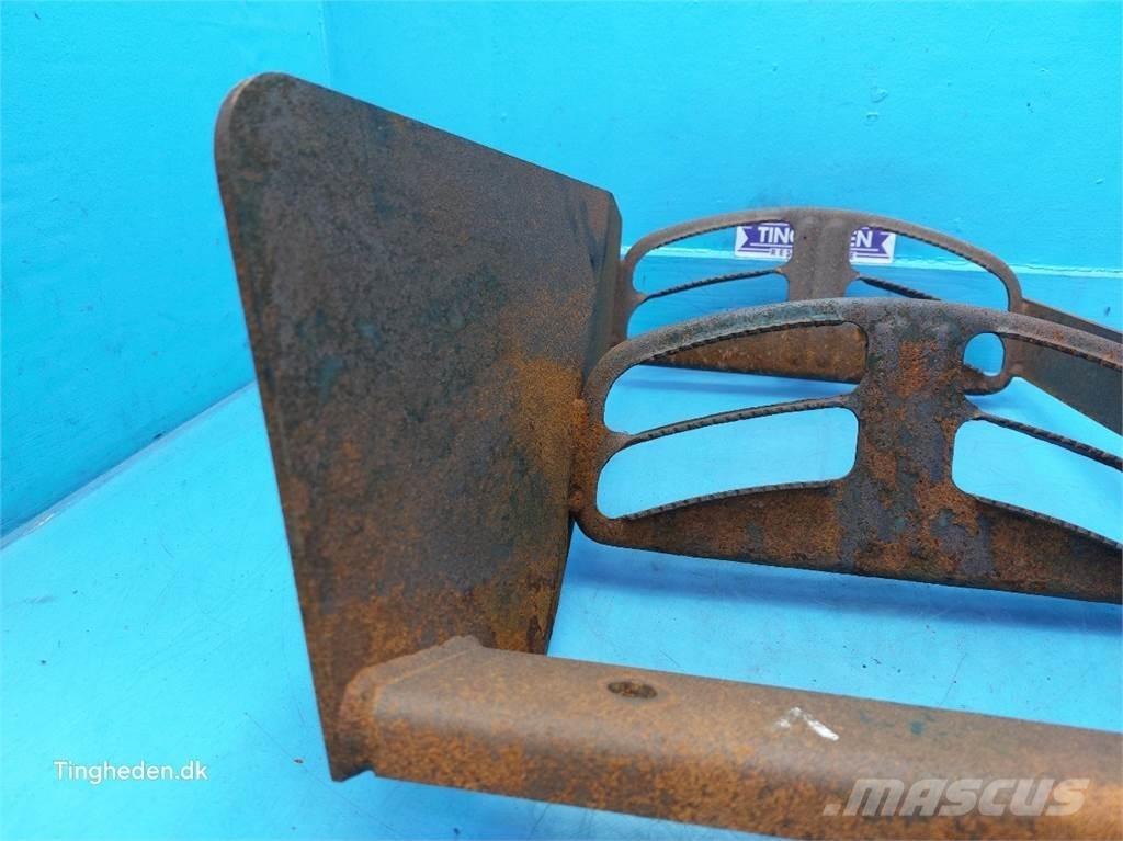CASE Farmall 95A Outros acessórios de tractores