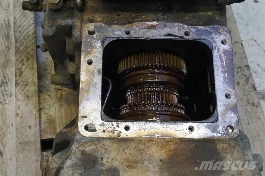 CASE Maxxum 115 Transmissão