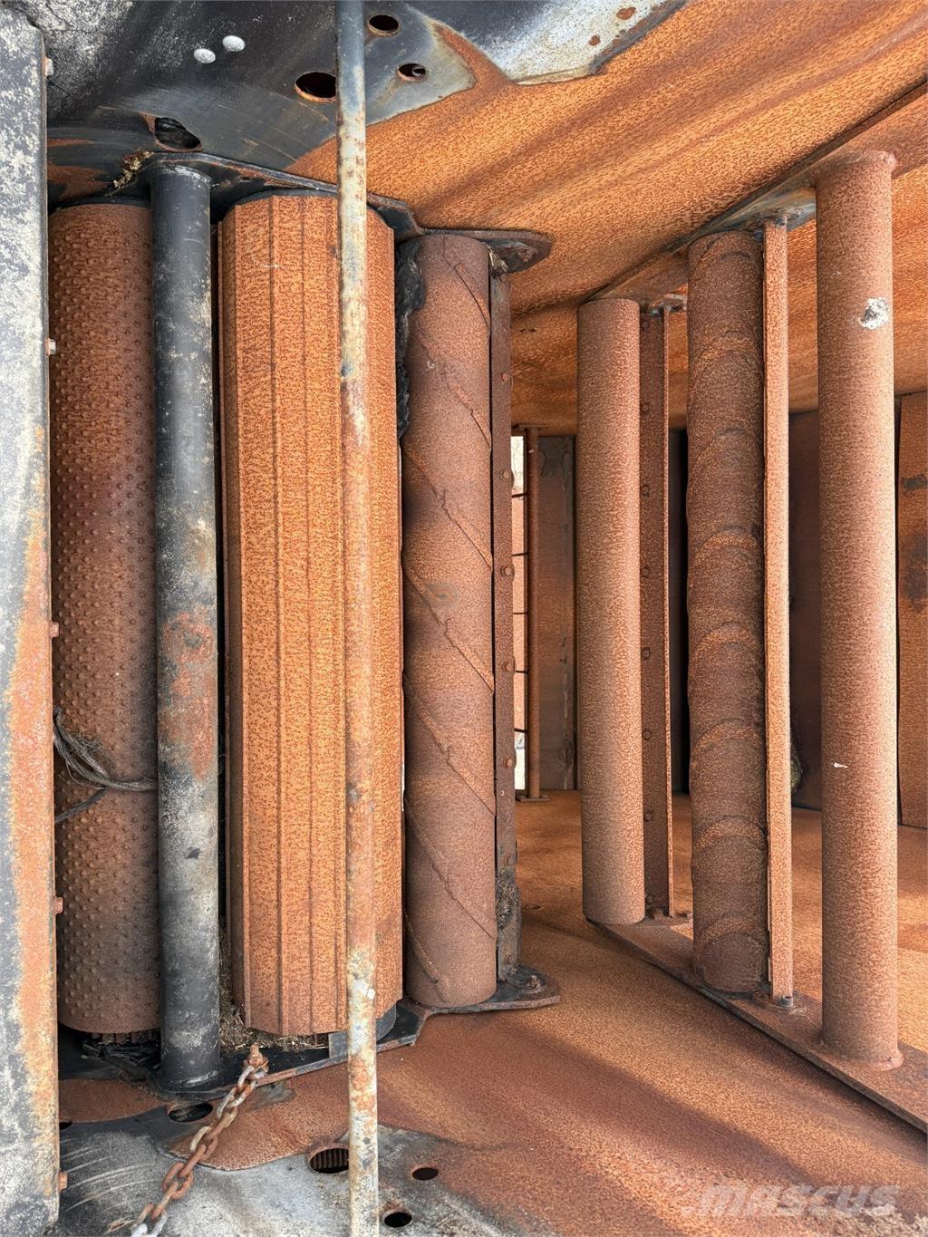 CASE RB464 Enfardadeira de rolos