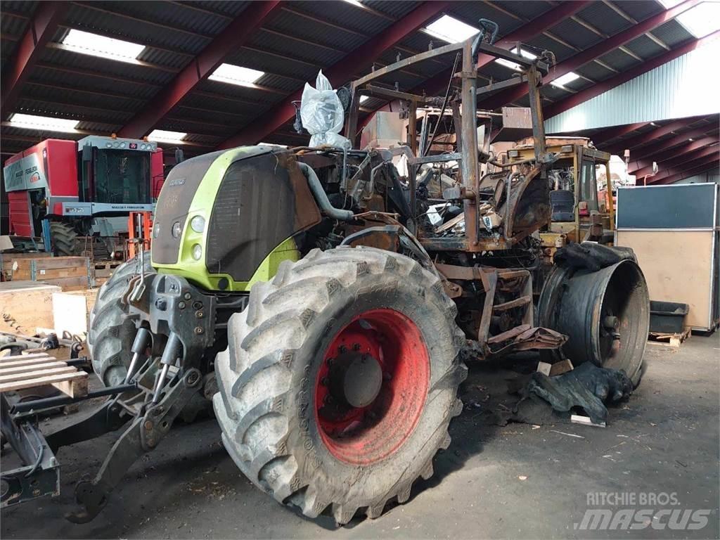 CLAAS Axion 840 Tratores Agrícolas usados