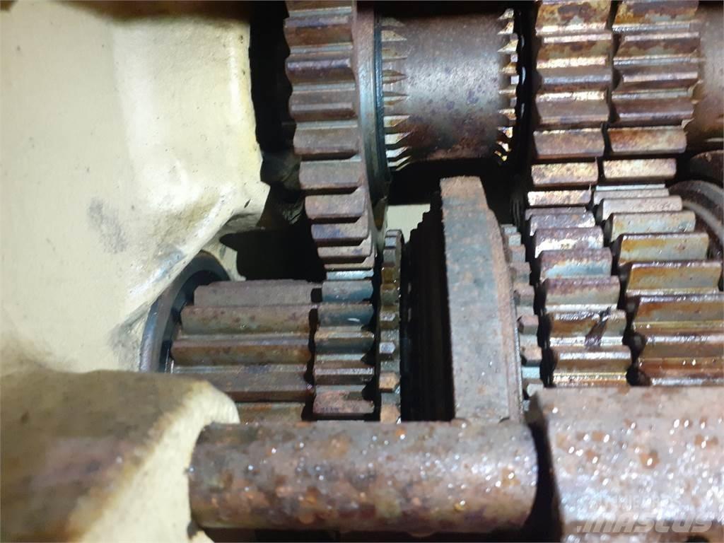 Deutz 4075 Transmissão