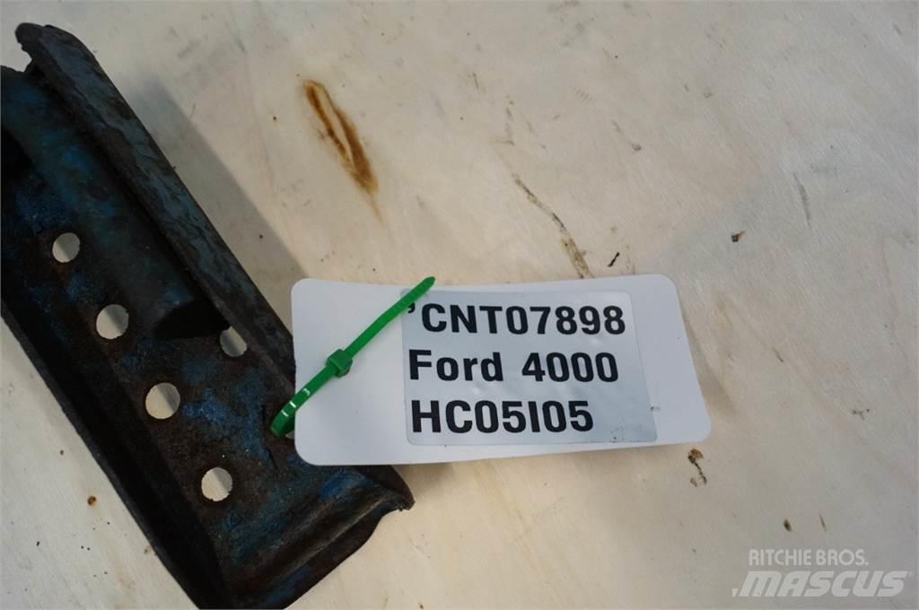 Ford 4000 Cabines e interior