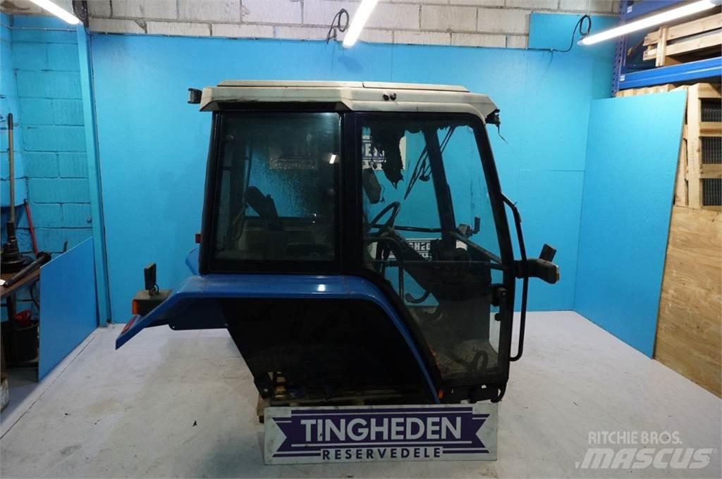 Ford 6640 Cabines e interior