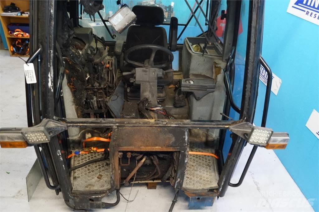 Ford 6640 Cabines e interior
