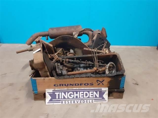 Ford 678 HTA Motores agrícolas