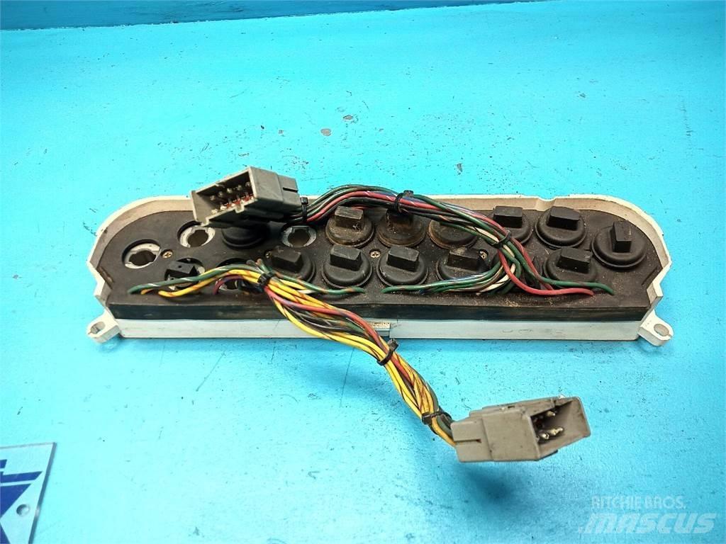 Ford 8210 Electrónica
