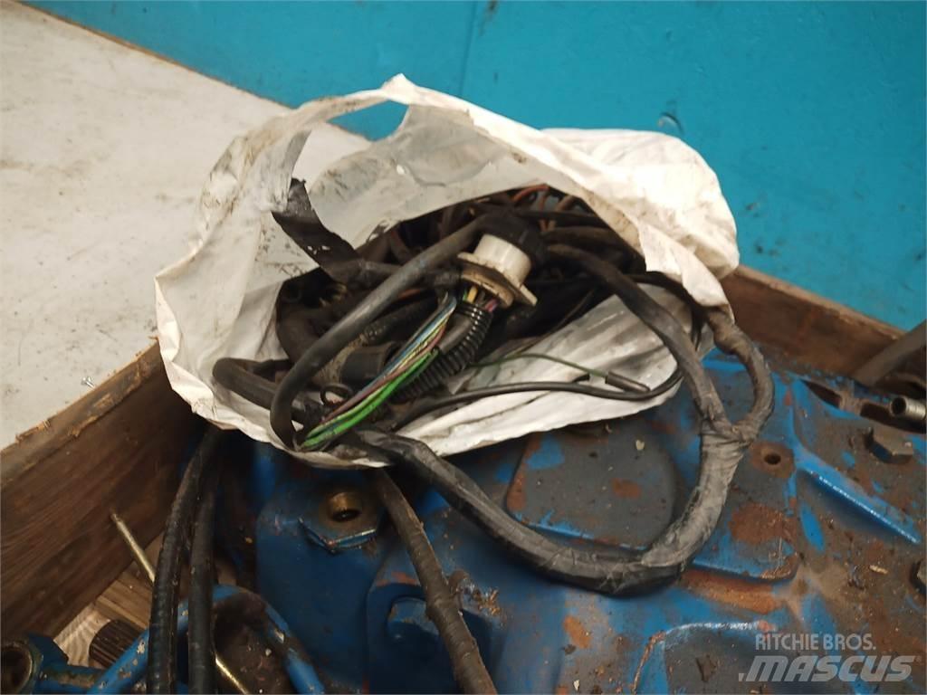 Ford 8210 Transmissão