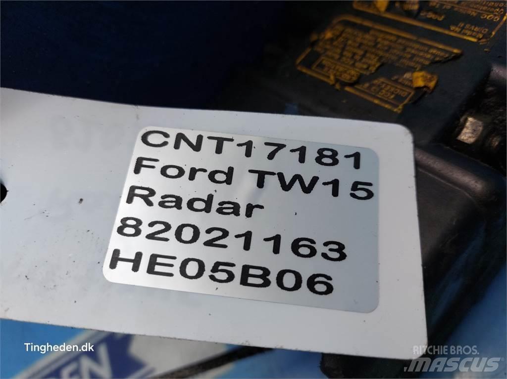 Ford TW15 Electrónica
