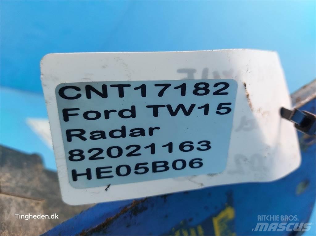 Ford TW15 Electrónica