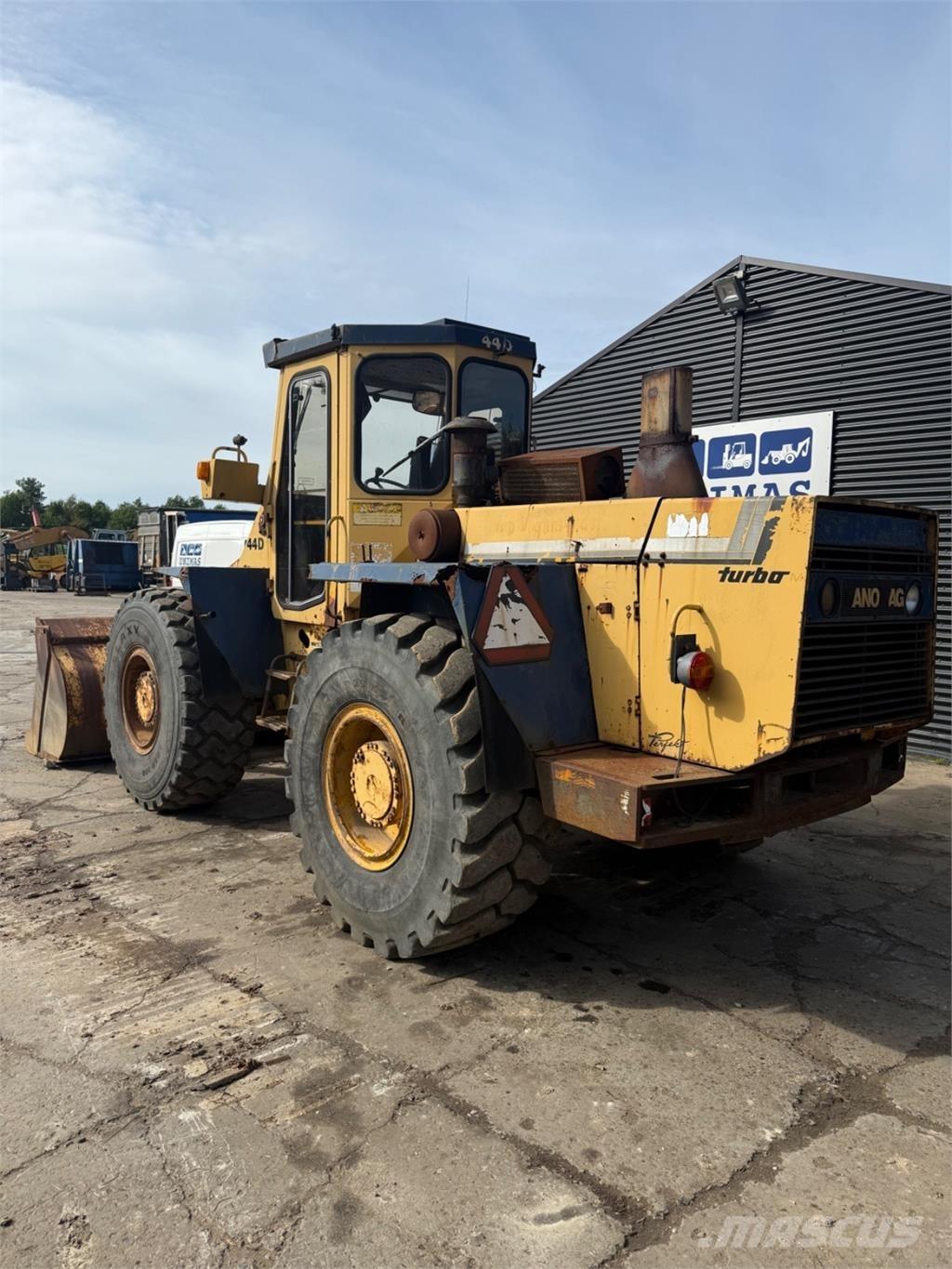 Hanomag 44D Pás carregadoras de rodas