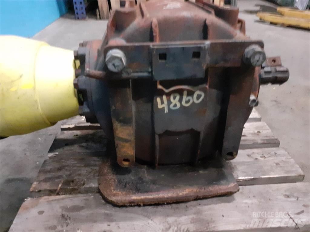 Hesston 4860S Transmissão
