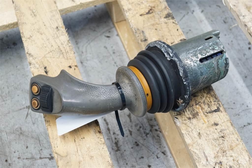Hydrema 906B Electrónica