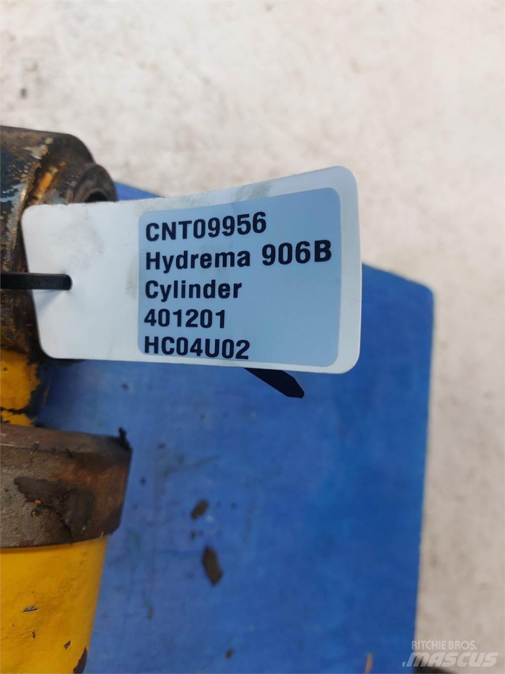 Hydrema 906B Lanças e braços dippers
