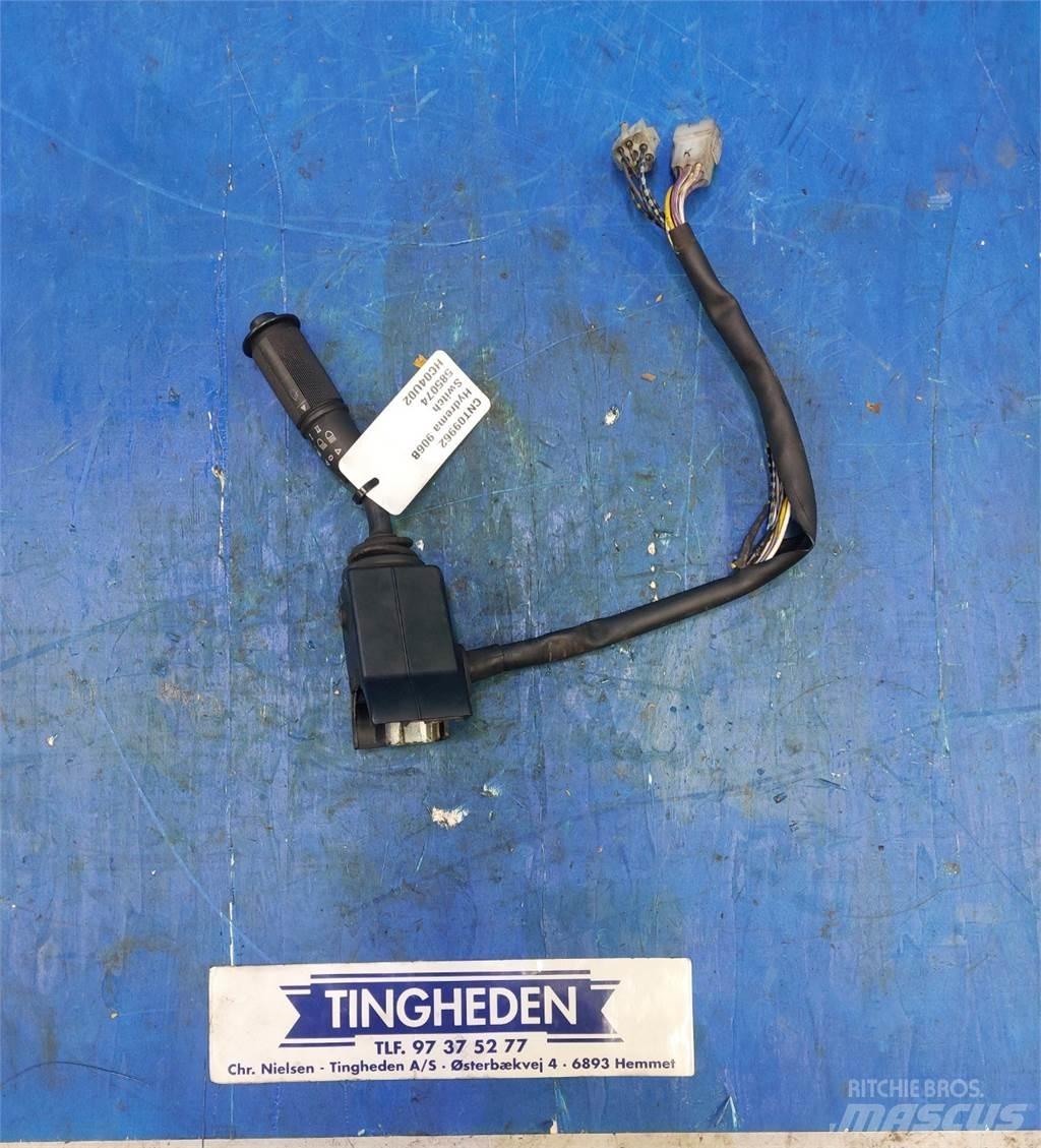 Hydrema 906B Electrónica