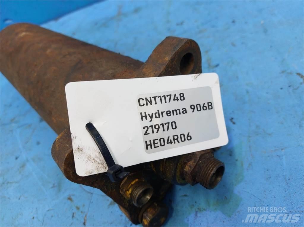 Hydrema 906B Acessórios Retroescavadoras